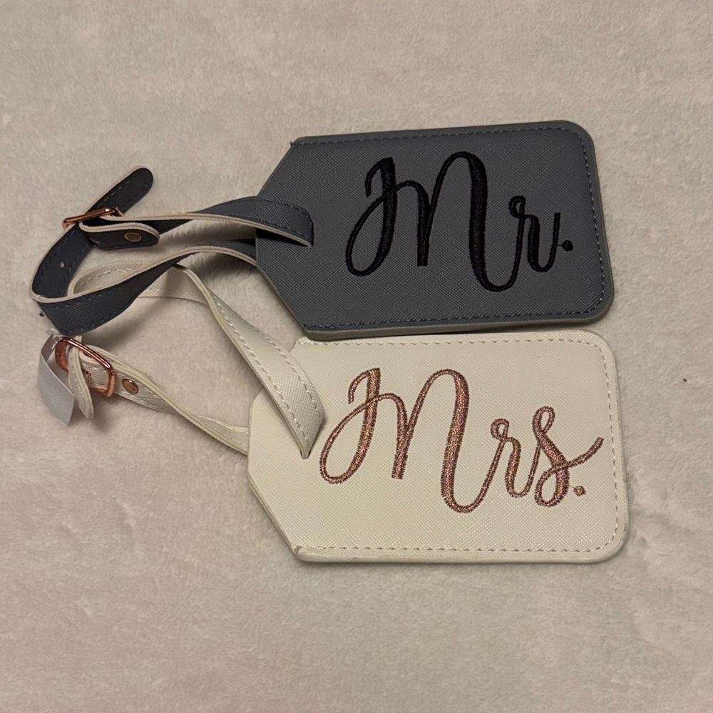 Luggage Tags Mr. and Mrs. - Gray and Cream NWT